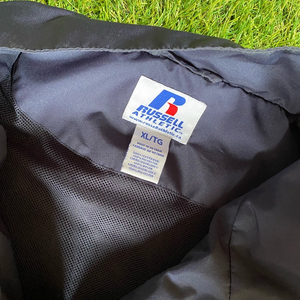Windbreaker - Picture 2 of 4